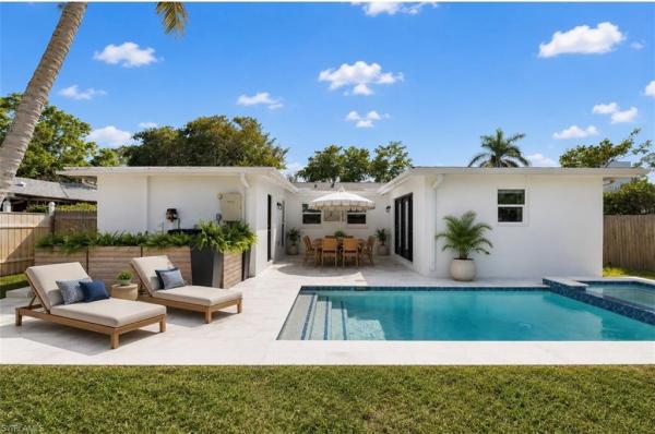 Lake Park, 1175 N 9th Ave, Naples, Florida 34102, image 3