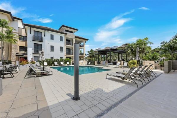 Naples Square, 1135 S 3rd Ave #303, Naples, Florida 34102, image 1