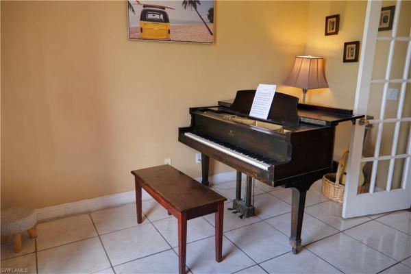 Lehigh Acres, 5325 Beauty St, Lehigh Acres, Florida 33971, image 2