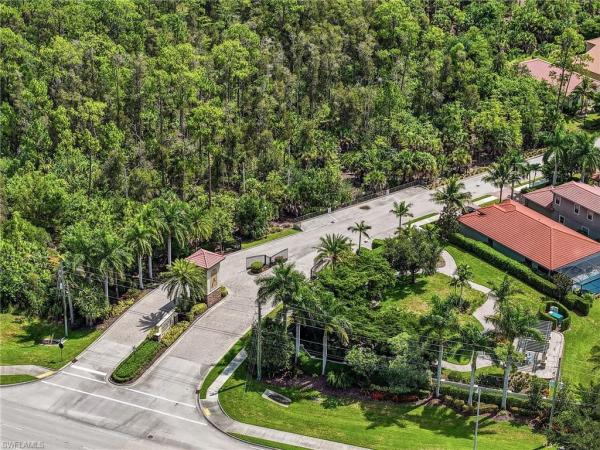 Barrington Cove, 16423 Barclay Ct, Naples, Florida 34110, image 3