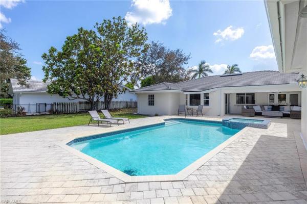 The Moorings, 707 Port Side Dr, Naples, Florida 34103, image 3