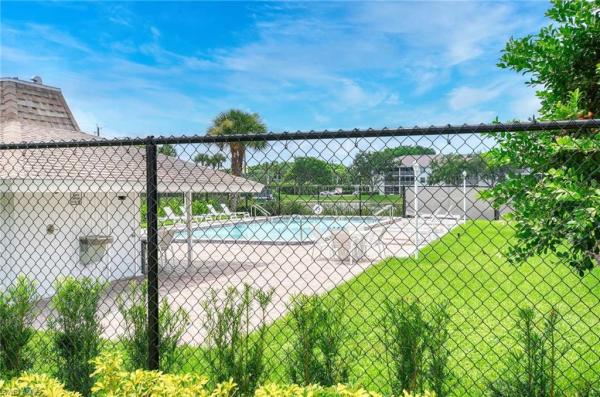 9650 Victoria Ln #104, Naples, Florida 34109, image 2