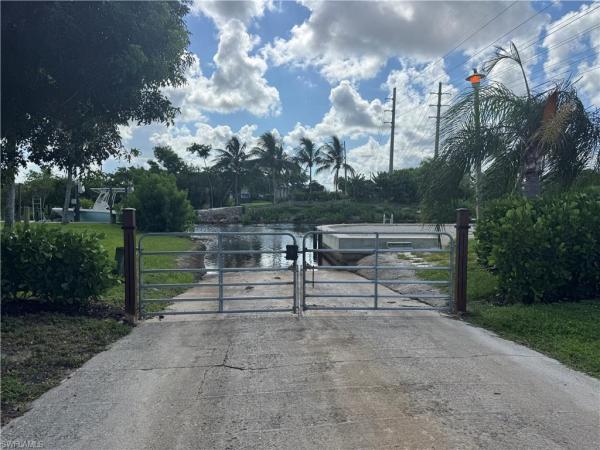 Island Park Woodlands, 6031 Macbeth Ln, Fort Myers, Florida 33908, image 1