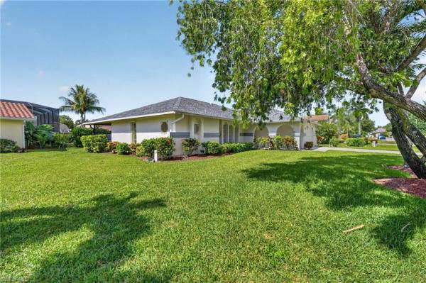 Crown Pointe East, 5184 Harrogate Ct, Naples, Florida 34112, image 2