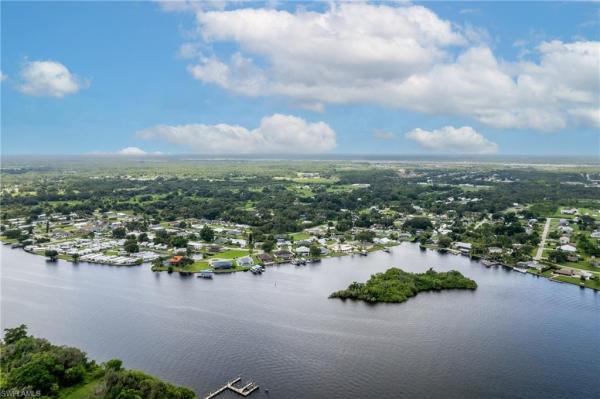 Paradise Shores, 14912 Wise Way, Fort Myers, Florida 33905, image 2