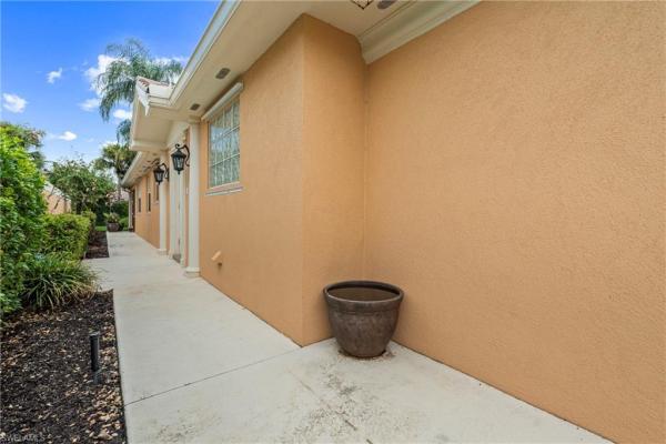 San Remo, 29017 Alessandria Cir, Bonita Springs, Florida 34135, image 2
