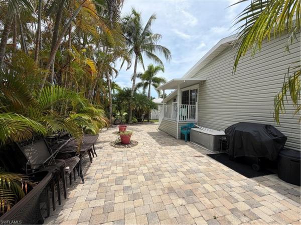5575 Brightwood Dr #D105, Fort Myers, Florida 33905, image 2