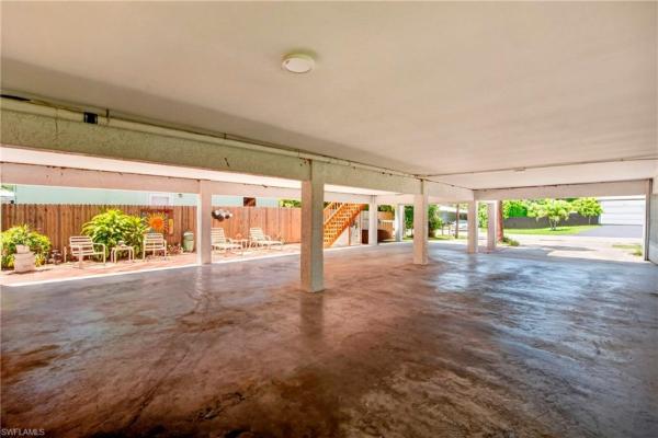 Heitmans, 10020 Carolina St #22, Bonita Springs, Florida 34135, image 1