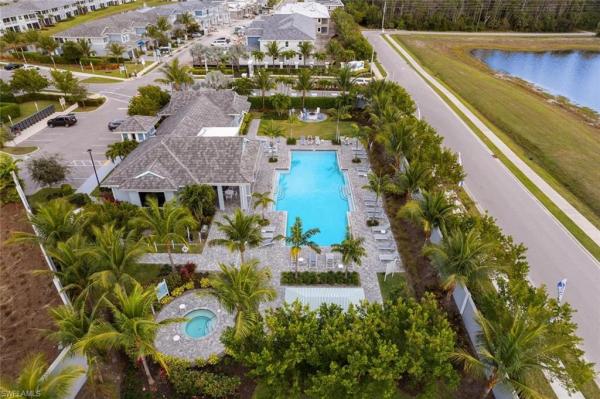 2549 Seychelles Dr #507, Naples, Florida 34112, image 3
