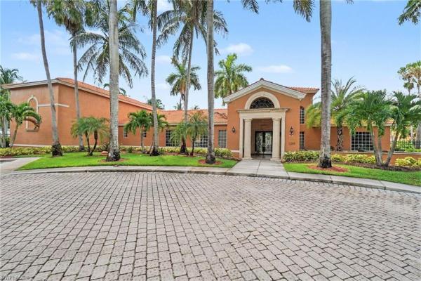 1280 Wildwood Lakes Blvd #106, Naples, Florida 34104, image 2