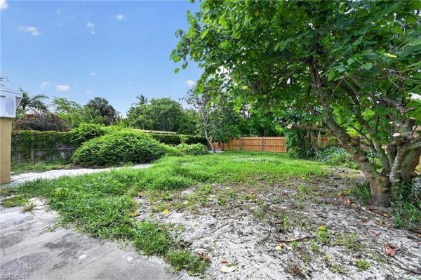 Trail Terrace, 1266 Trail Terrace Dr, Naples, Florida 34103, image 1