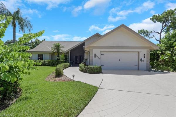 Kings Lake, 3036 Round Table Ln, Naples, Florida 34112, image 1