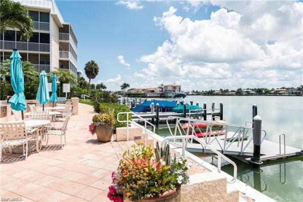 3450 N Gulf Shore Blvd #210, Naples, Florida 34103, image 2