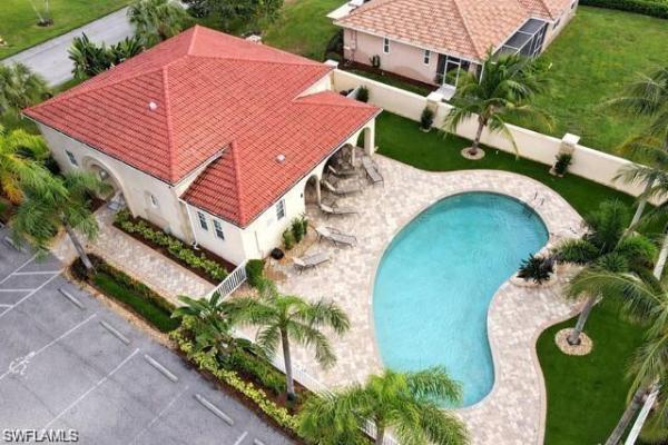 Chadwyck Square At Sir Michaels Place, 10650 Sir Michaels Place Dr, Bonita Springs, Florida 34135, image 3