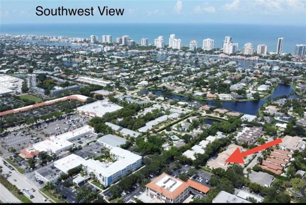 West Shore Villas At Park Shore, 4872 Boulevard Ct, Naples, Florida 34103, image 2