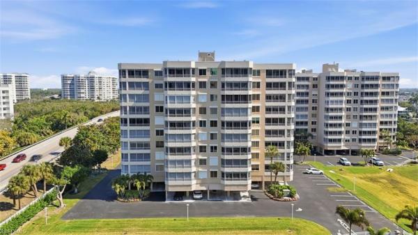 11118 Gulf Shore Dr #A803, Naples, Florida 34108, image 3