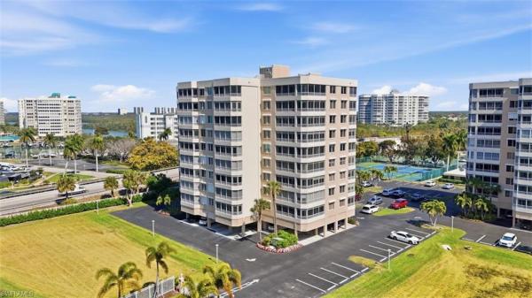 11118 Gulf Shore Dr #A803, Naples, Florida 34108, image 1