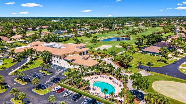 Spanish Wells Golf & Country Club, 9908 White Sands Pl, Bonita Springs, Florida 34135, image 2