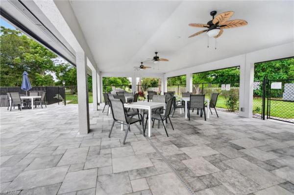 Beacon Square, 10452 Lakeport Ct, Lehigh Acres, Florida 33936, image 3