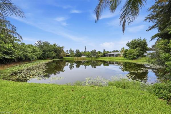 Naples Twin Lakes, 1073 Alhambra Cir, Naples, Florida 34103, image 3
