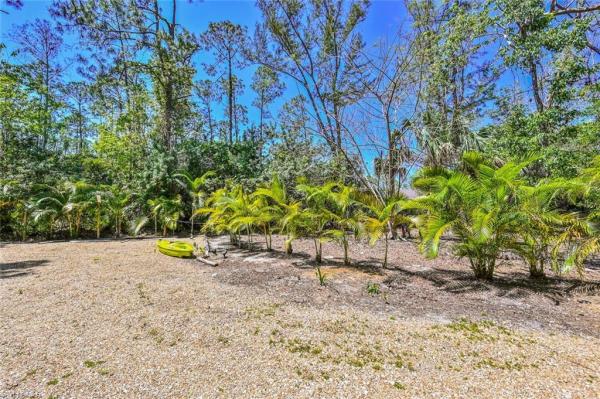 Oakes Estates, 5940 English Oaks Ln, Naples, Florida 34119, image 3