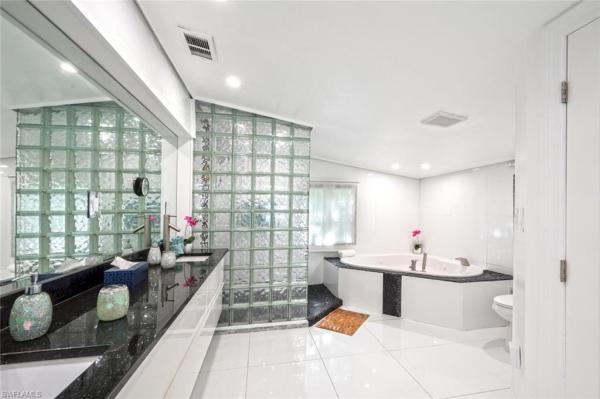 Oakes Estates, 5940 English Oaks Ln, Naples, Florida 34119, image 1