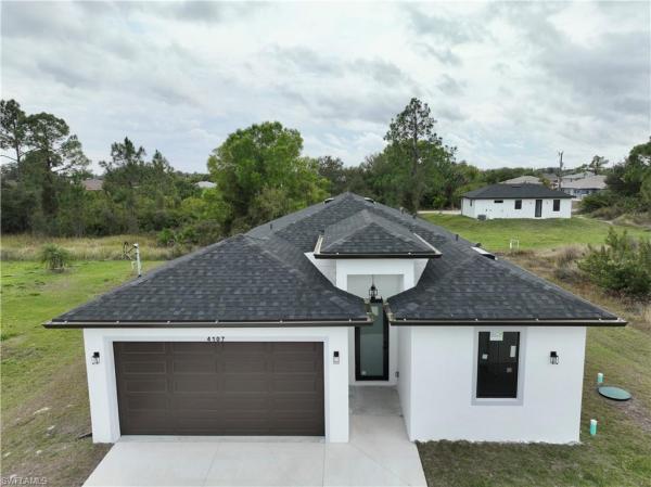 Lehigh Acres, 4107 SW 13th St, Lehigh Acres, Florida 33976, image 2