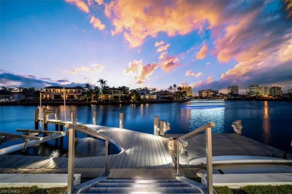 Park Shore, 3801 Crayton Rd, Naples, Florida 34103, image 3