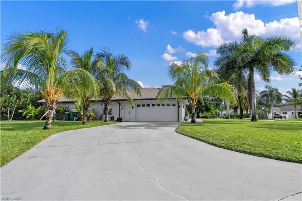 River Oaks At Palm River Estates, 125 Westwood Dr, Naples, Florida 34110, image 3