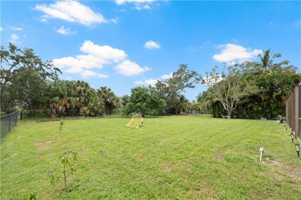 Rookery, 6560 Kestrel Cir, Fort Myers, Florida 33966, image 2