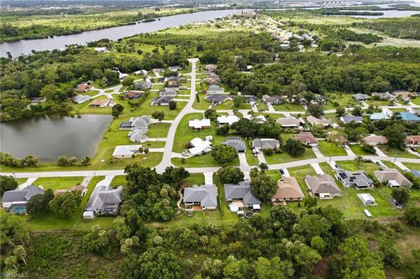 Timberbend, 11365 Rabun Gap Dr, North Fort Myers, Florida 33917, image 1