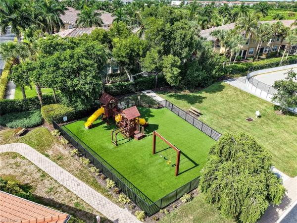 Rookery Pointe, 9640 Raven Ct, Estero, Florida 33928, image 3
