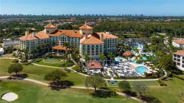 Escada At Tiburon, 2581 Escada Dr, Naples, Florida 34109, image 2