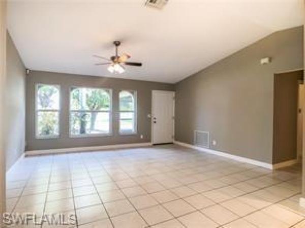 Cape Coral Residential, 1806 28th Ter, Cape Coral, Florida 33914, image 2