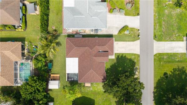 9052 N Cypress Dr, Fort Myers, Florida 33967, image 3