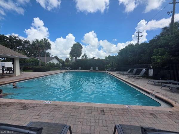 Regent Park, 10931 Helm Ct, Naples, Florida 34109, image 3