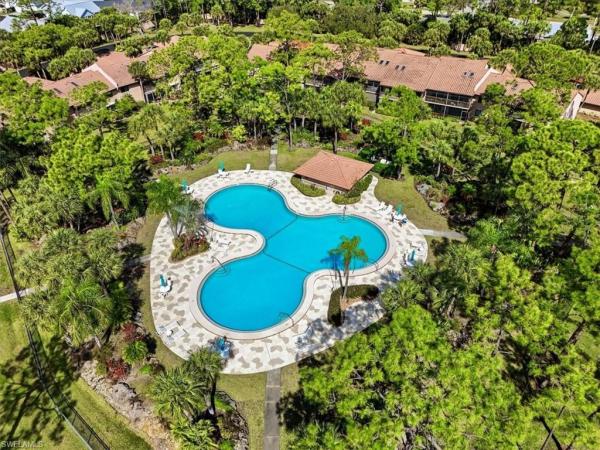 3219 Horse Carriage Way #303, Naples, Florida 34105, image 3
