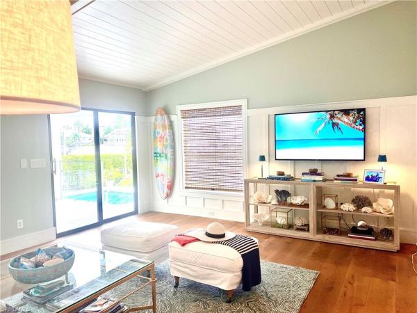 Conners At Vanderbilt Beach, 383 Seabee Ave, Naples, Florida 34108, image 3