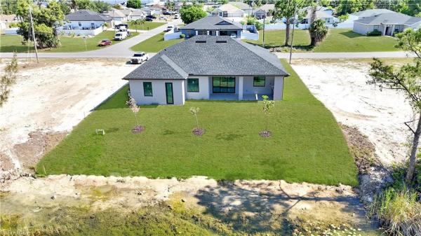 Cape Coral, 2206 35th Ln, Cape Coral, Florida 33909, image 2