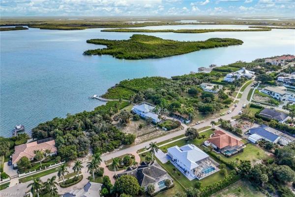 The Estates Of Marco Island, 831 Caxambas Dr, Marco Island, Florida 34145, image 3