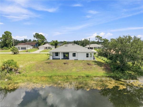 Cape Coral, 1120 32nd Ln, Cape Coral, Florida 33909, image 3