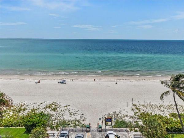 1100 Diamond Cir #1104, Naples, Florida 34110, image 1
