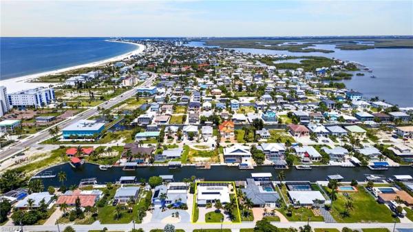 Sandpiper Village, 169 Ibis St, Fort Myers Beach, Florida 33931, image 3