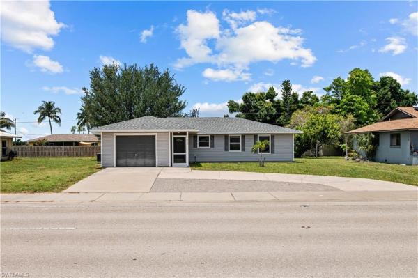 Cape Coral, 612 Santa Barbara Blvd, Cape Coral, Florida 33991, image 3