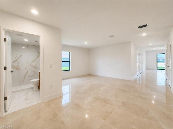 Lehigh Acres, 4115 SW 9th St, Lehigh Acres, Florida 33976, image 3