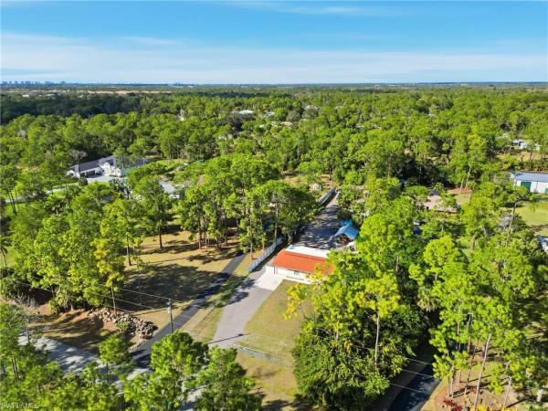Logan Woods, 6005 Star Grass Ln, Naples, Florida 34116, image 3