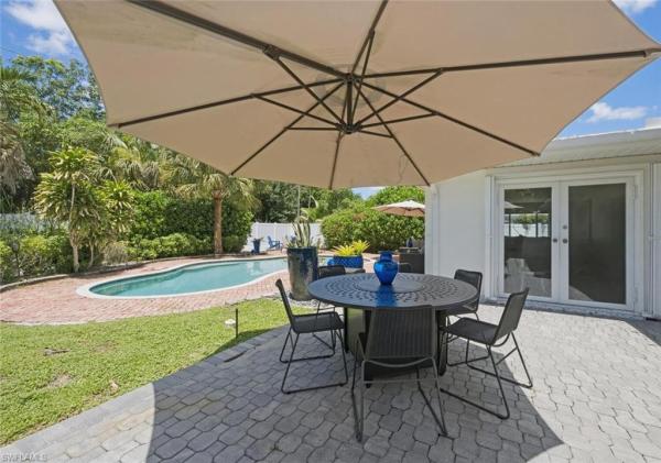 Coquina Sands, 1274 Pine Ct, Naples, Florida 34102, image 3