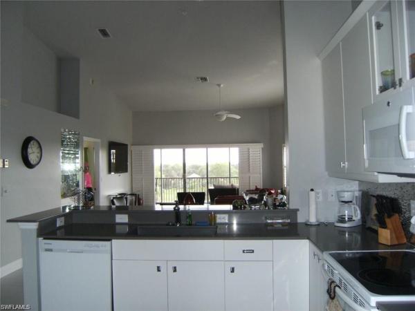 230 Vintage Cir #504, Naples, Florida 34119, image 3