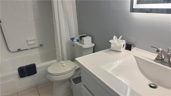600 Valley Stream Dr #F6, Naples, Florida 34113, image 3