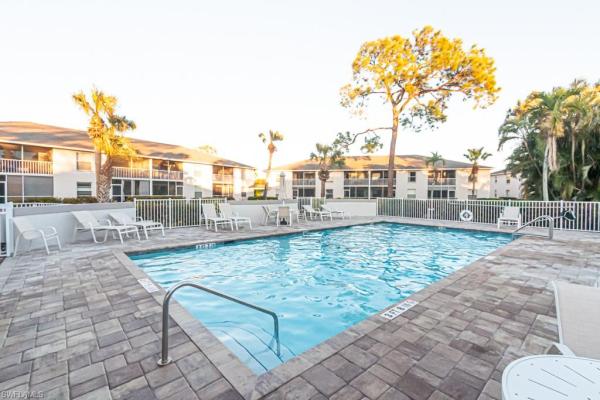 1392 Churchill Cir #O101, Naples, Florida 34116, image 2